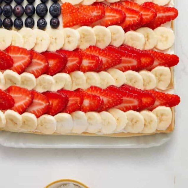 cropped-a-4th_of_july_fruit_pizza-feature-3-1.jpeg