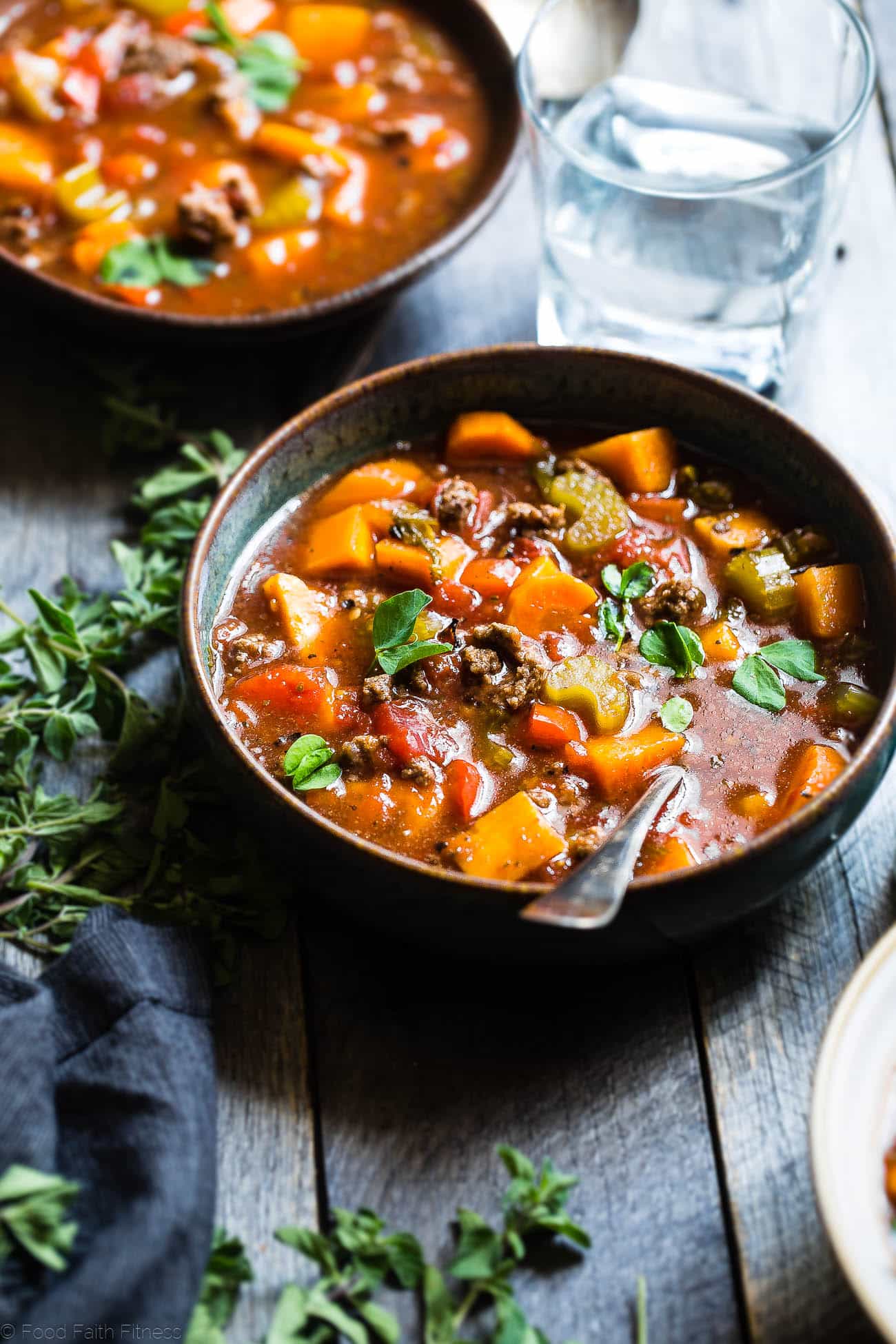 Paleo Slow Cooker Hamburger Soup - This easy, healthy hamburger soup is made in the slow cooker and is a grain/dairy/sugar/gluten free and whole30 dinner that the whole family will love! Makes great leftovers too! | Foodfaithfitness.com | @FoodFaithFit