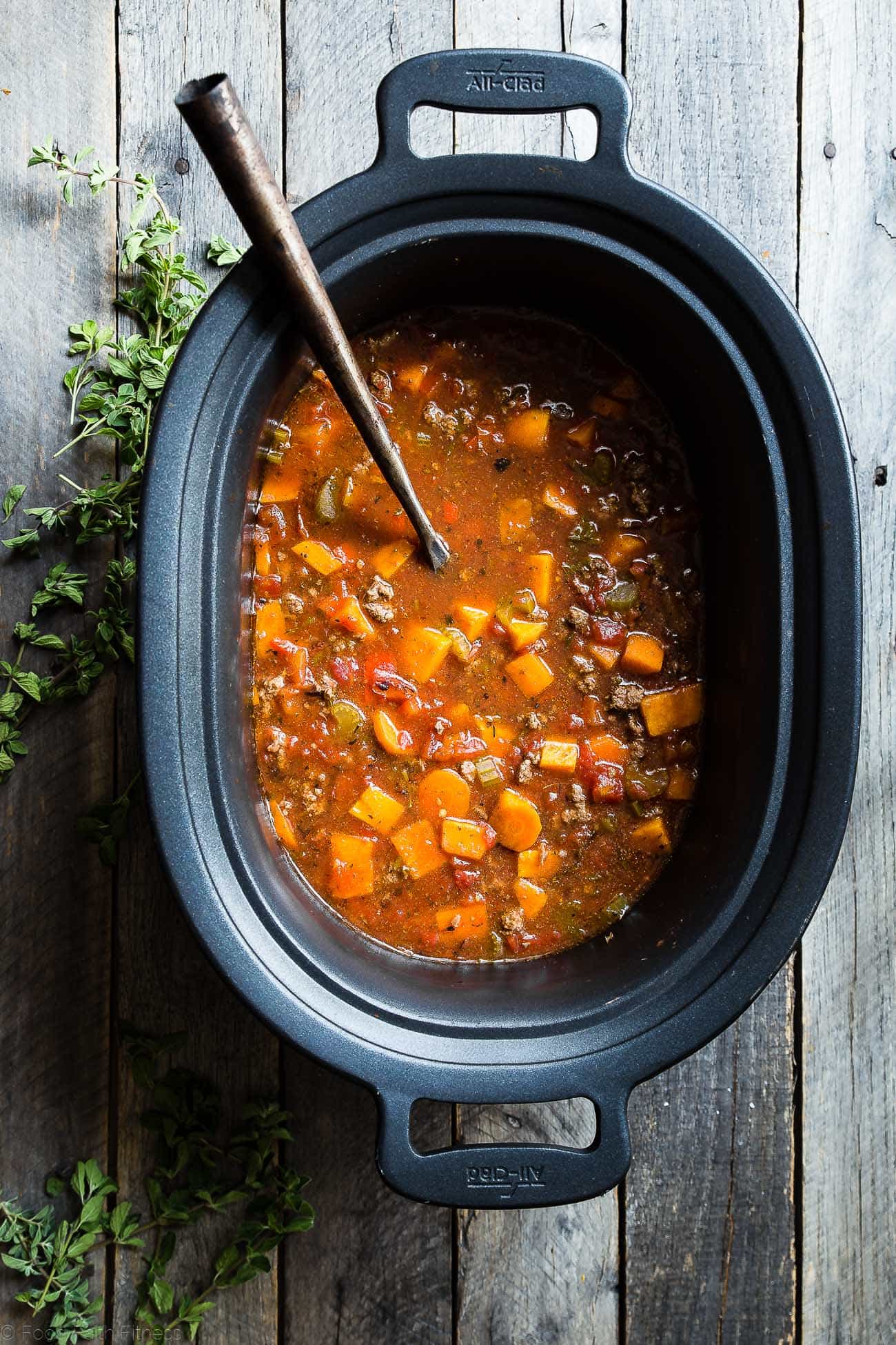 Crock Pot Paleo Hamburger Soup Recipe - This easy, healthy hamburger soup is made in the slow cooker and is a grain/dairy/sugar/gluten free and whole30 dinner that the whole family will love! Makes great leftovers too! | Foodfaithfitness.com | @FoodFaithFit